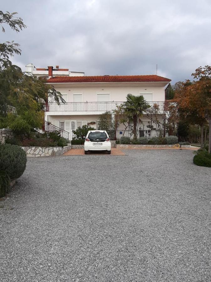 Apartmani Miletic Novi Vinodolski Esterno foto