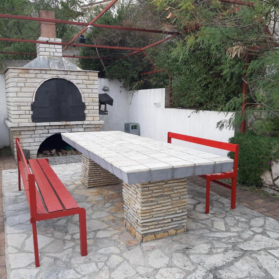 Apartmani Miletic Novi Vinodolski Esterno foto